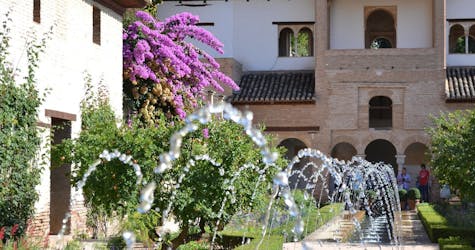 Entradas sem fila para o Alhambra com audioguia